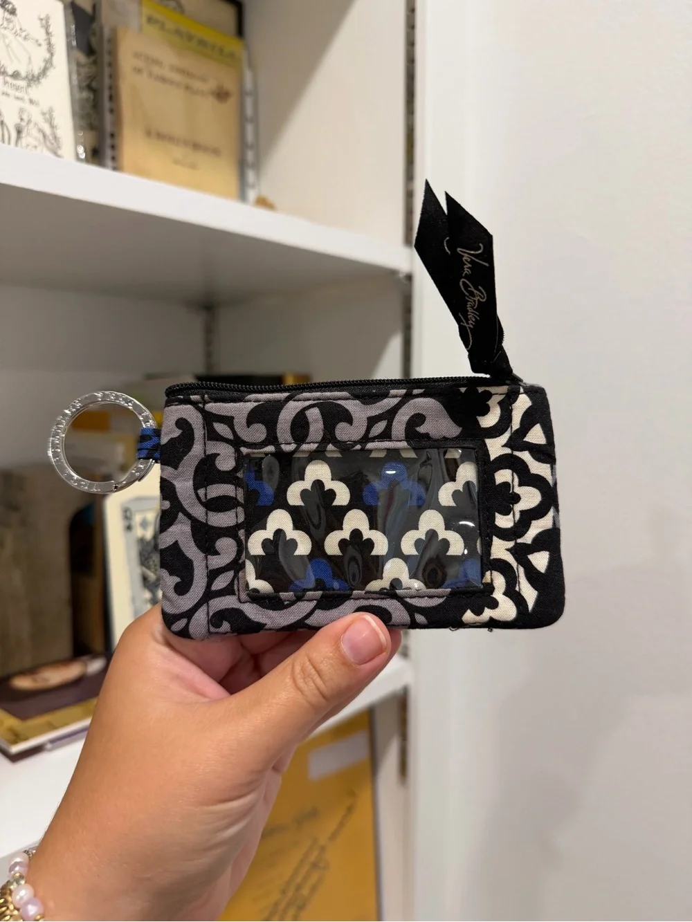 VERA BRADLEY Canterberry Cobalt Zip ID Case
